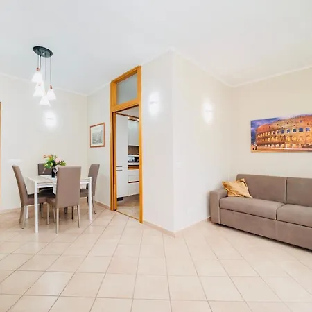 Domusky Attico - 8 Piano Apartmán Řím